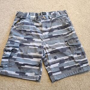 Men's 38, Ariat Rebar M4 Relaxed Gray Maspnary Camouflage Cargo Shorts